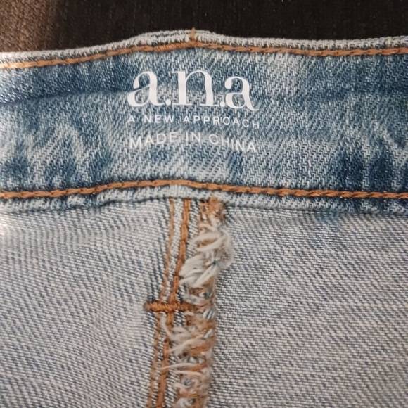 A.n.a  a new approach women's blue Jean floral skirt size 6 A-53 - Picture 3 of 6